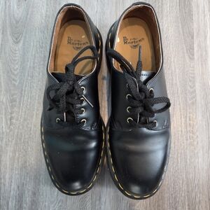 Dr. Martens Smiths Black Leather Oxfords